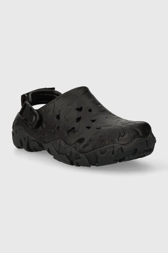 Crocs sliders black color