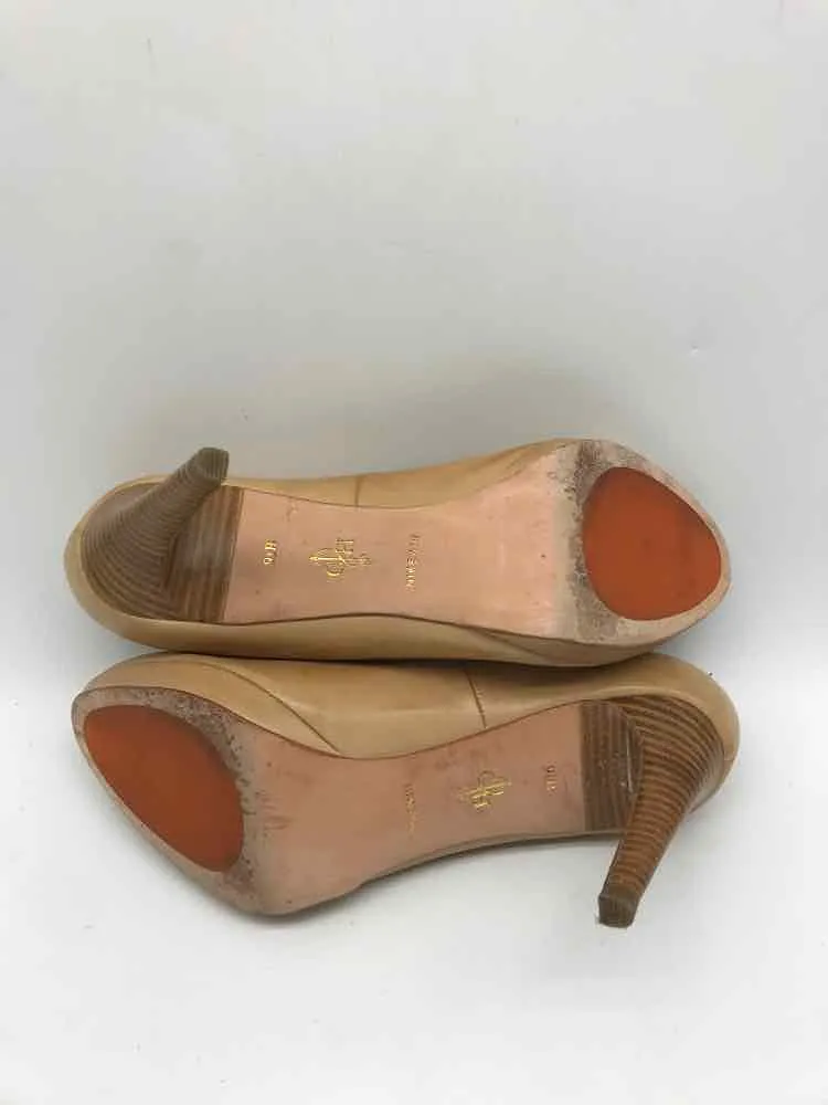 Pre-Owned Cole Haan Tan Size 9.5 Pump Heels